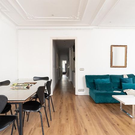 Tsa Gran Via Apartman Barcelona Kültér fotó